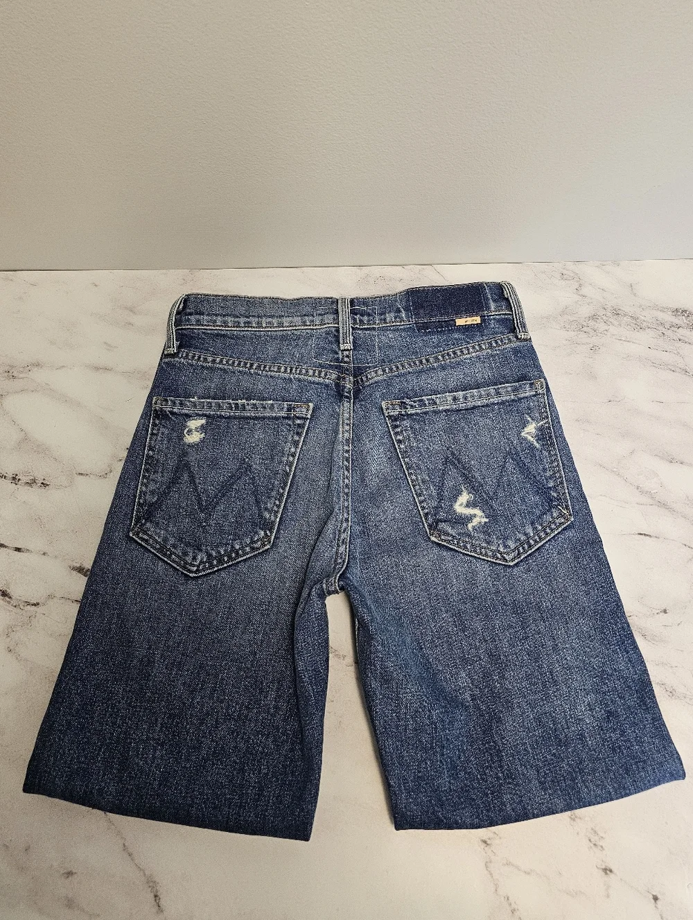 MOTHER The Tomcat‎ High Rise Striaght Leg Playing With Scissors Blue Jeans 26